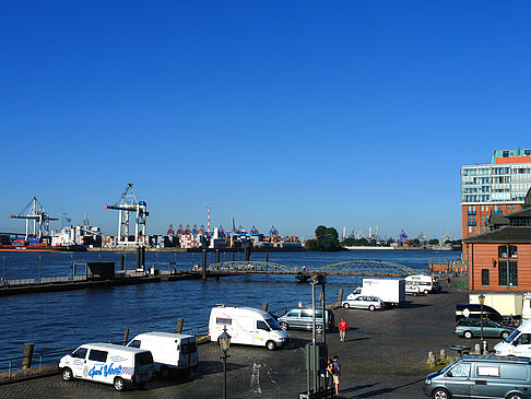 Blick auf den Hafen - Hamburg (Hamburg)