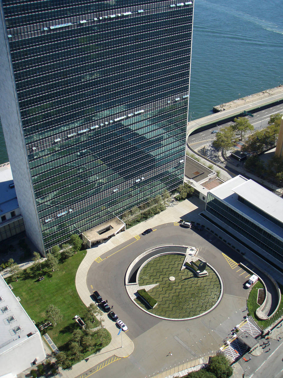  Bildansicht Reiseführer  Blick auf das Secretariat Building